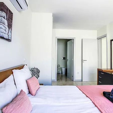 Ines Calheta Villa *